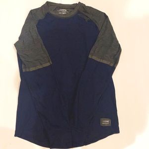 Men’s xs never worn long sleeve shirt